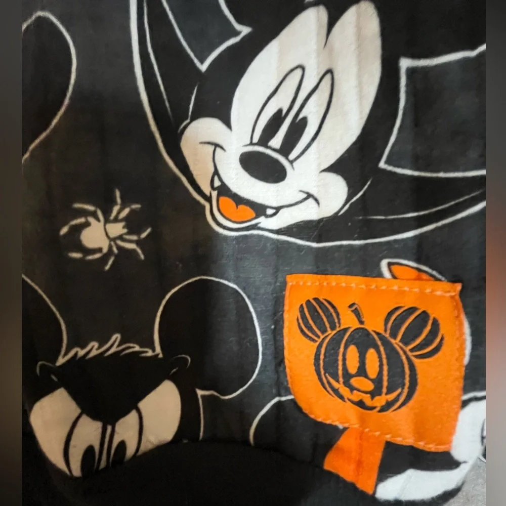 NWT Disney Mickey Halloween Black Fleece Cotton Top & Pants Set Glow in the Dark